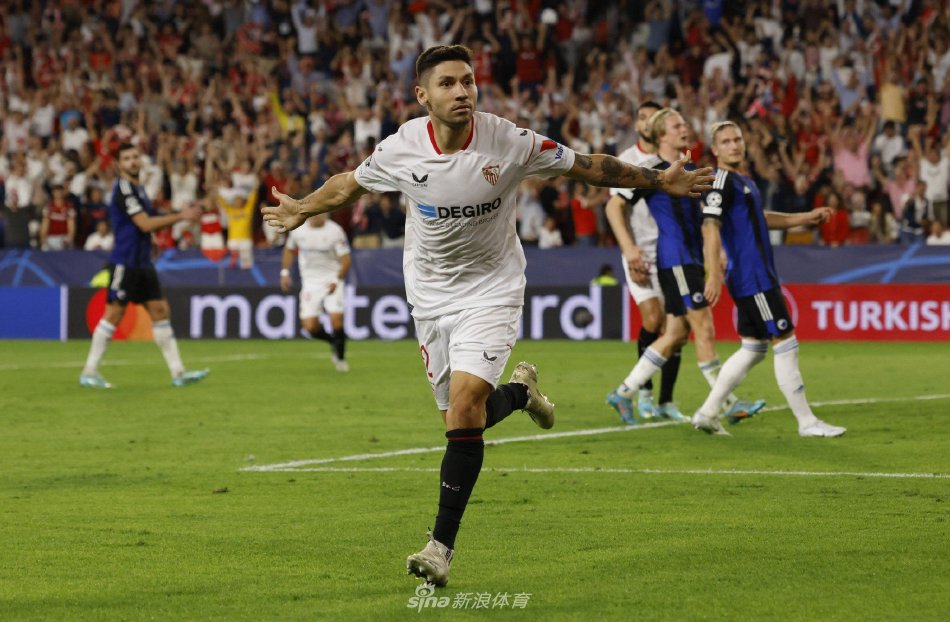 中承担起控 中承担起控