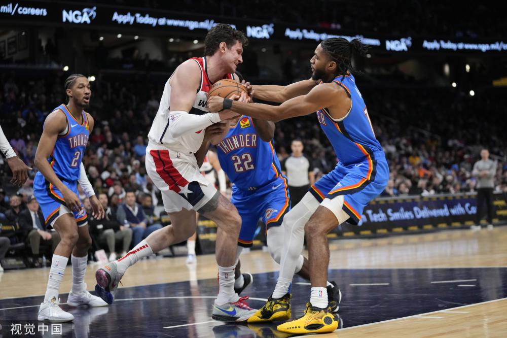 举拉开差距 举拉开差距